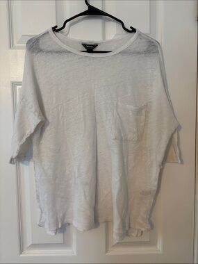 Roots White Tee with pocket